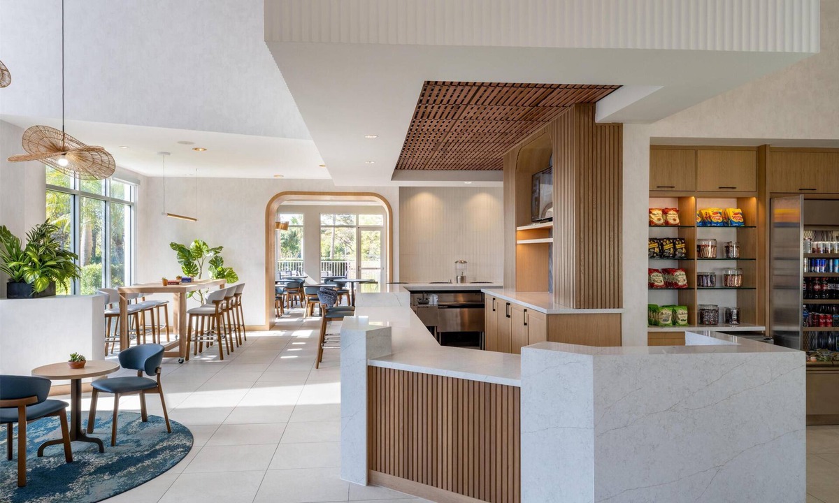 Estero Hotel | Hyatt Place Fort Myers Estero