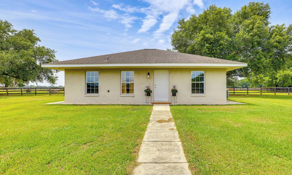 Fellowship House | Idyllic Anthony Home: Riding Arena w/Mirror Wall!