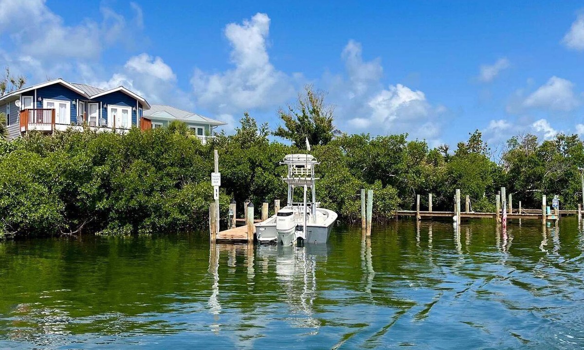 Placida Cottage | Idyllic Bayfront Cottage with River Views and Private Beach Access in Florida’s Coastal Paradise