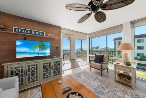 Sanibel House | Island Beach Club #320C