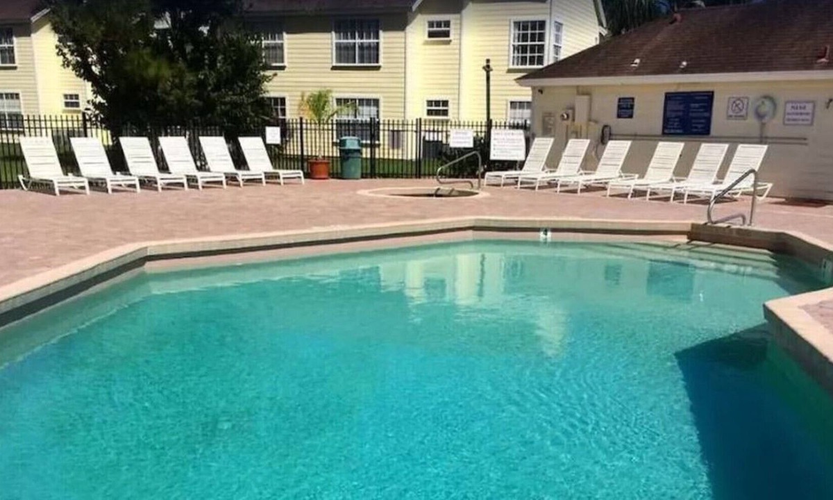 Royal Palm Bay Villa | "It's Paradise!" 5-Star Revs, New, Immaculate, Sleeps 6, LOW rates, and Near Dis