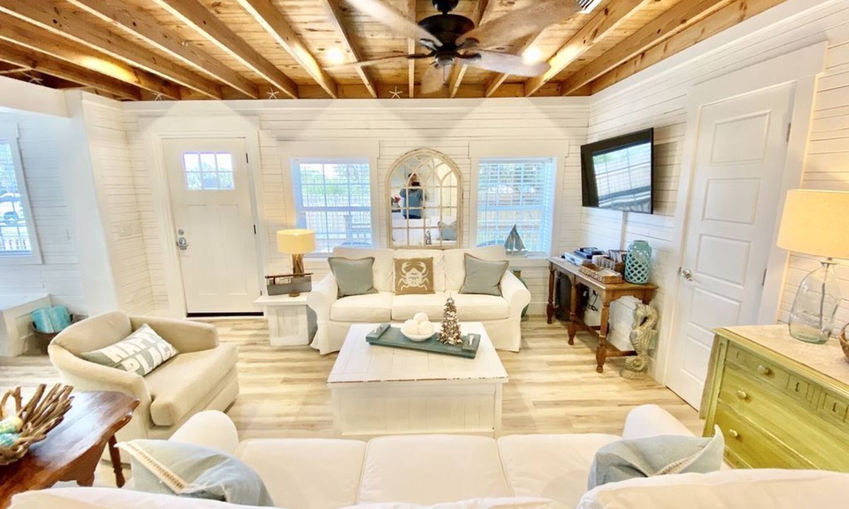 Laguna Beach Estates House | July Specials! LAGUNA BEACH'S BEST! Across from the Perfect Laguna Beach!