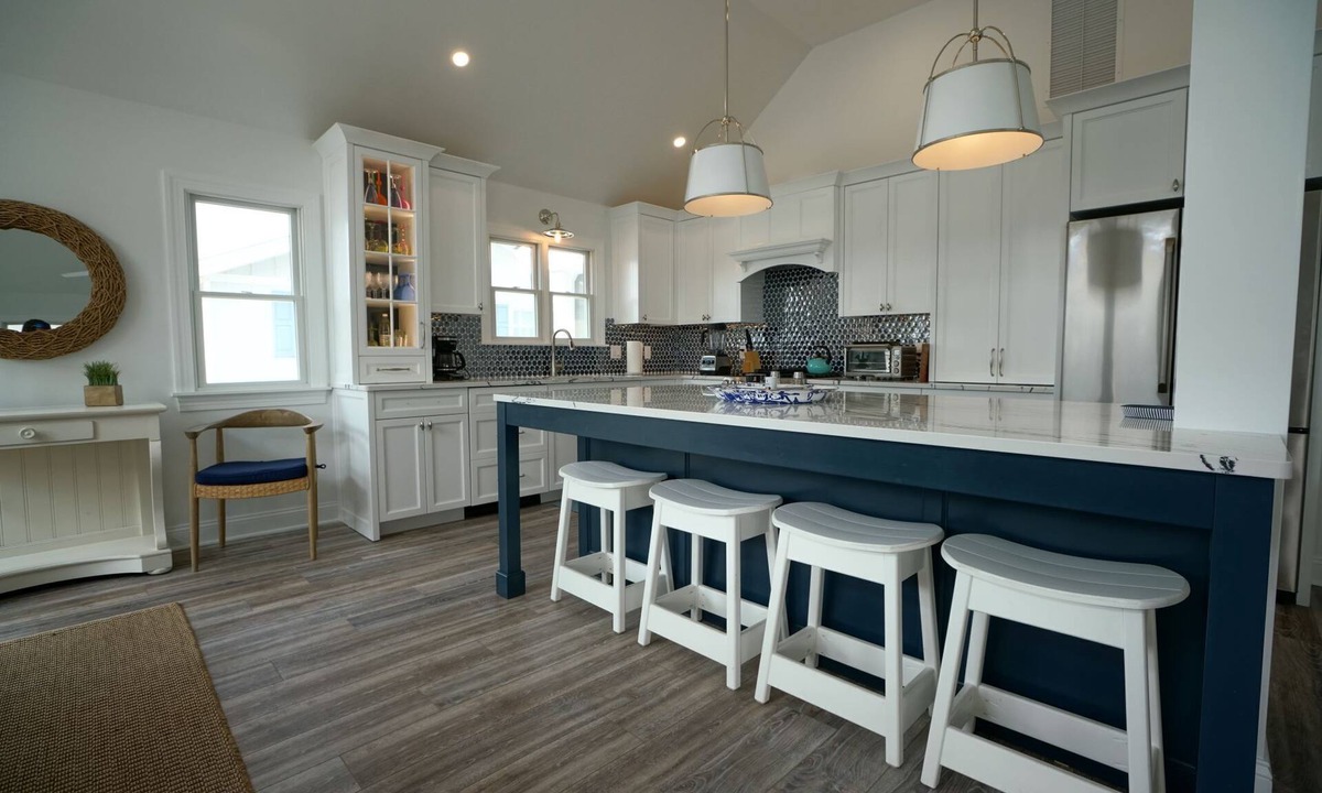 Stone Harbor House | Just the fourth house from the beach, in the quiet, most desirable southern section of Stone Harbor