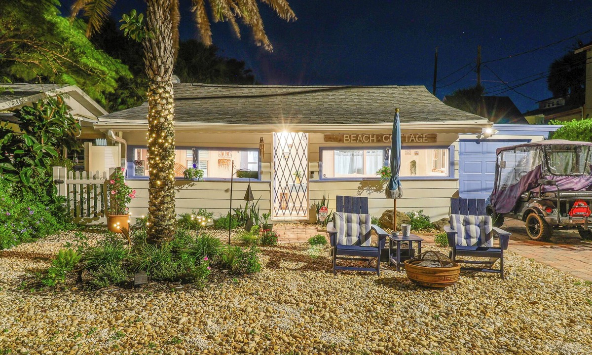 New Smyrna Beach House | La Casa Del Mar - Pet Friendly Home on Flagler!