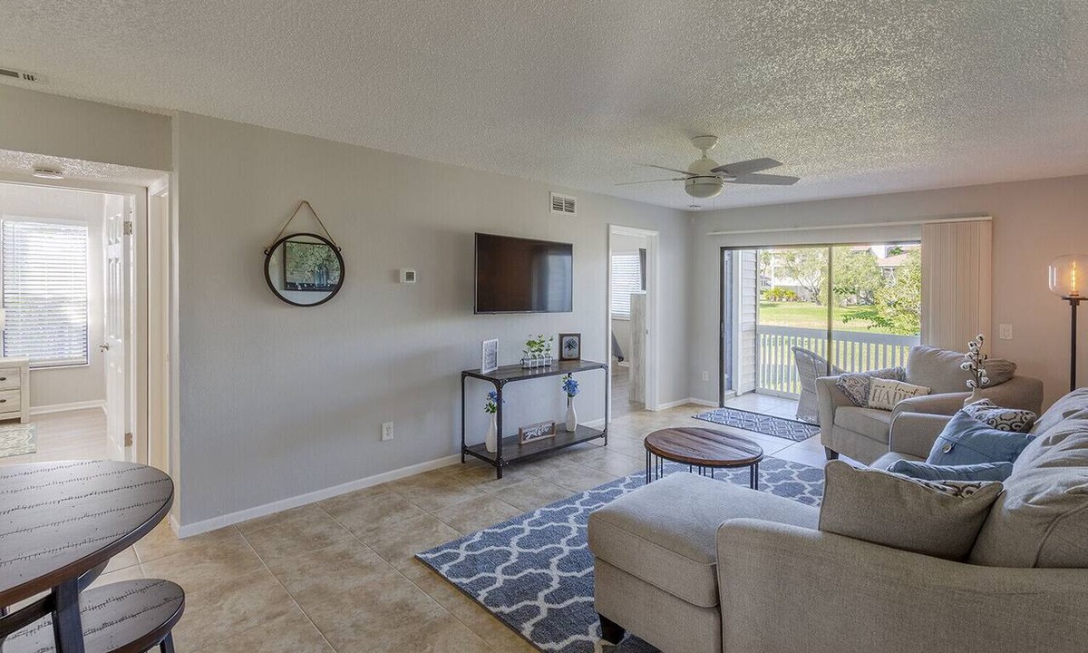 Dunedin Condo | La Casa Del Mar 600 Star5Vacations