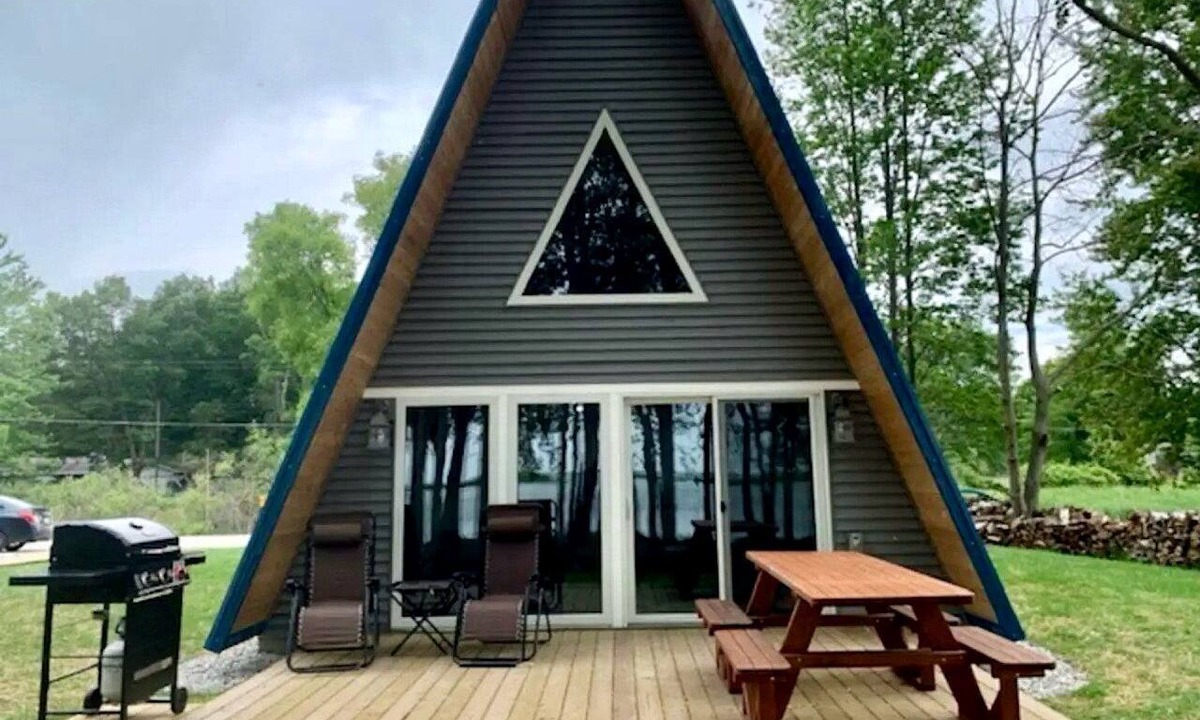 Au Gres Cabin | Lakefront A-Frame with Lofted Interior Ideal for Outdoor Activities in Michigan