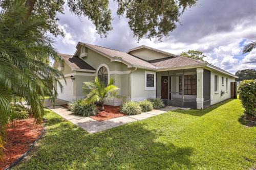 Providence Lakes House | Lakefront Brandon Home w/Patio & Screened Lanai!