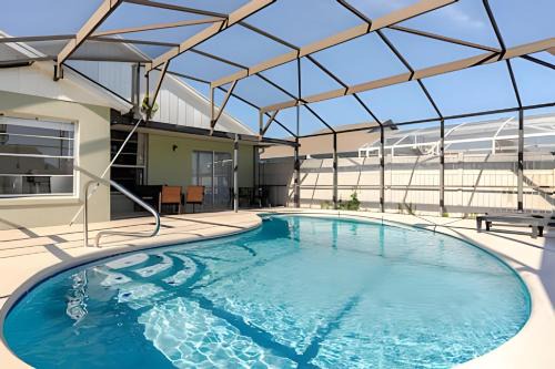 Indian Wells House | Lakeside View Pool Home, close to Disney, Malls