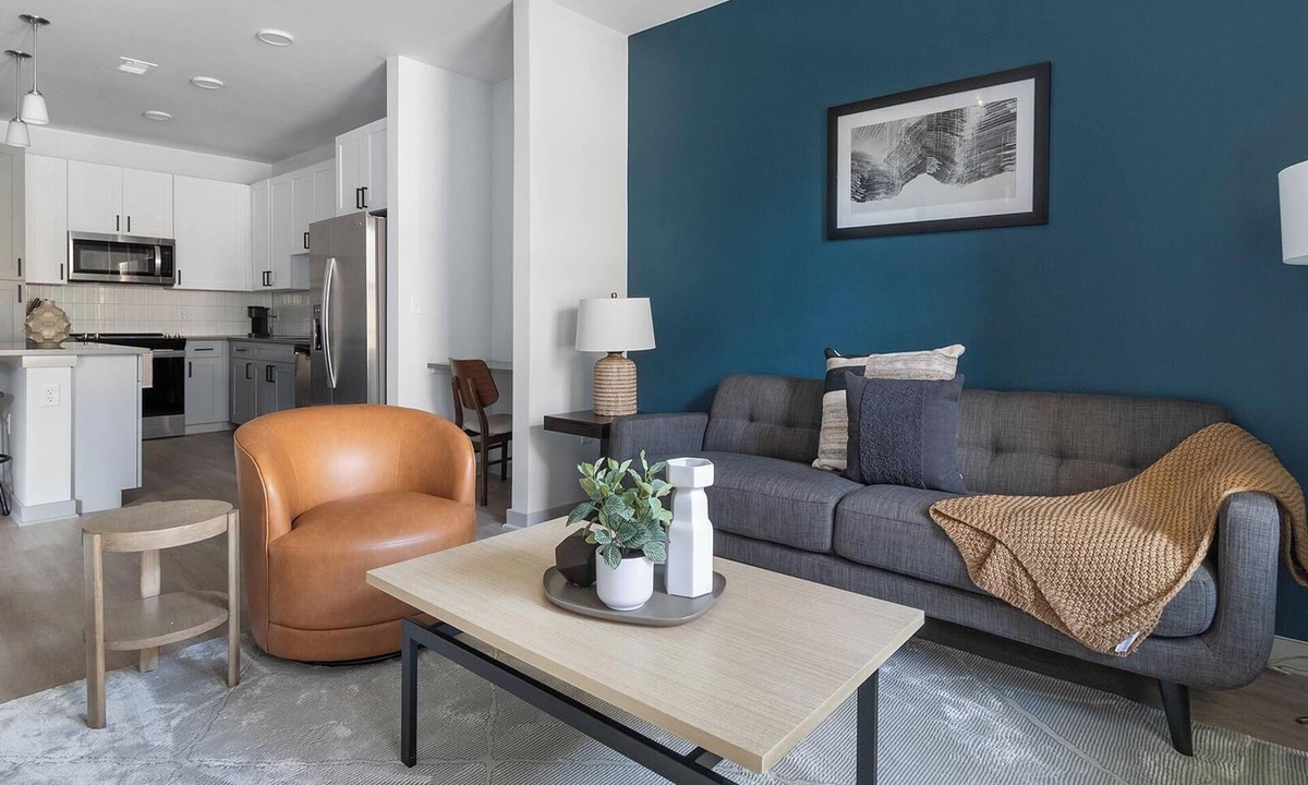 Springfield Apartment | Landing | Amazing 1BD, Gym, Game Room