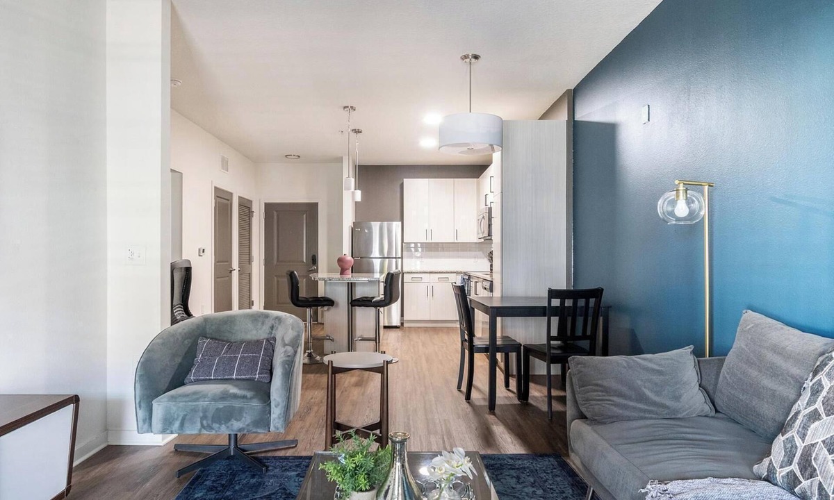 Tropic Apartment | Landing | Amazing 1BD, Gym, Pool