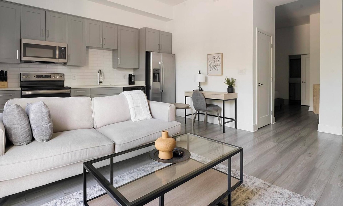 Fort Myers River District Apartment | Landing | Amazing Studio, Gym, Game Room