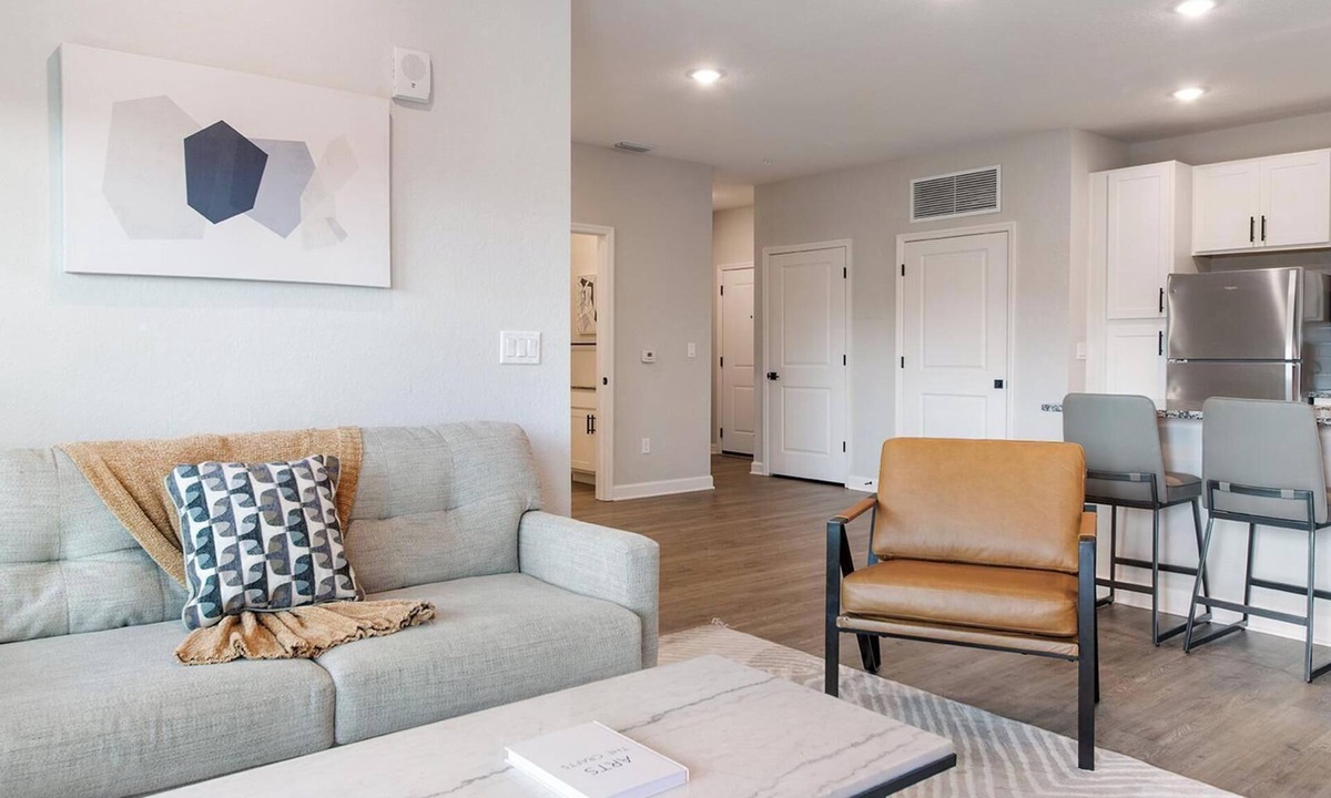 Port Malabar Apartment | Landing | Beautiful 1BD, Pool, Gym