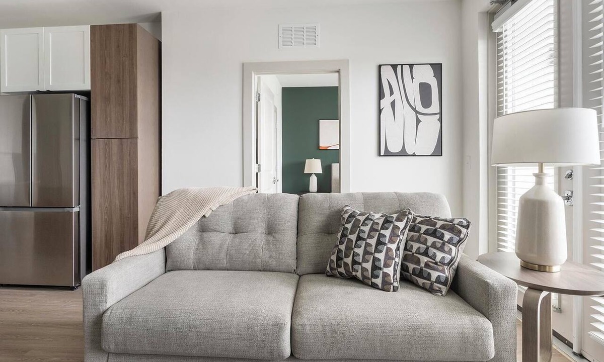Highpoint Apartment | Landing | Beautiful 2BD, Pool, Game Room