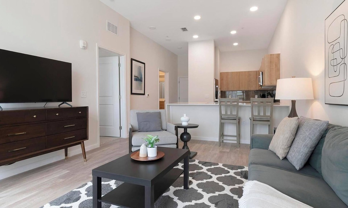 Florida Center Apartment | Landing | Chic 1BD, Clubhouse, Yoga Studio