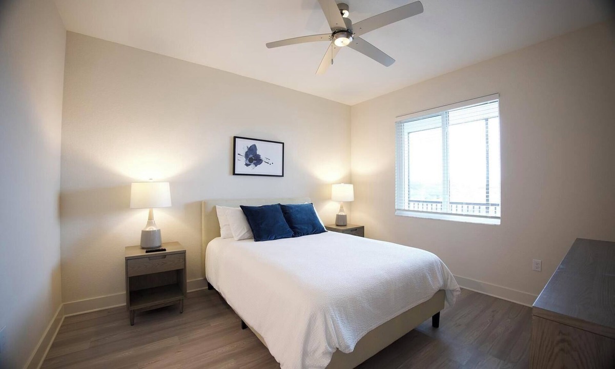 Palmetto Apartment | Landing | Chic 1BD, Gym, Yoga Studio