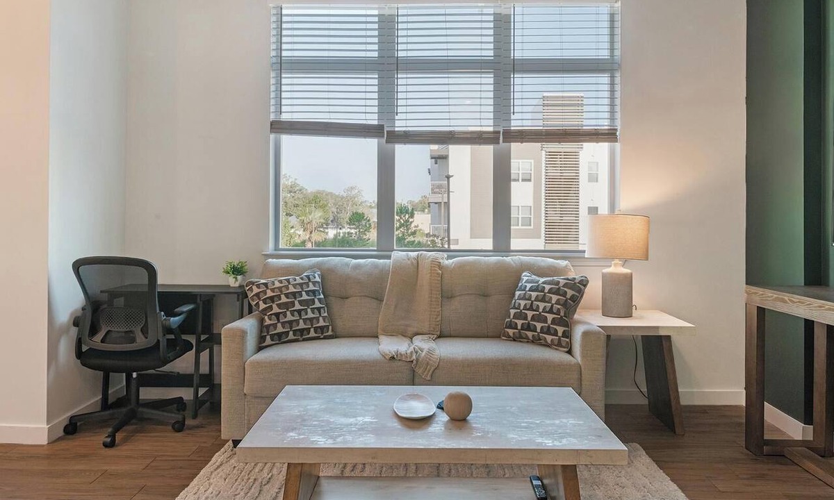 Tarpon Springs Apartment | Landing | Incredible 2BD, Clubhouse