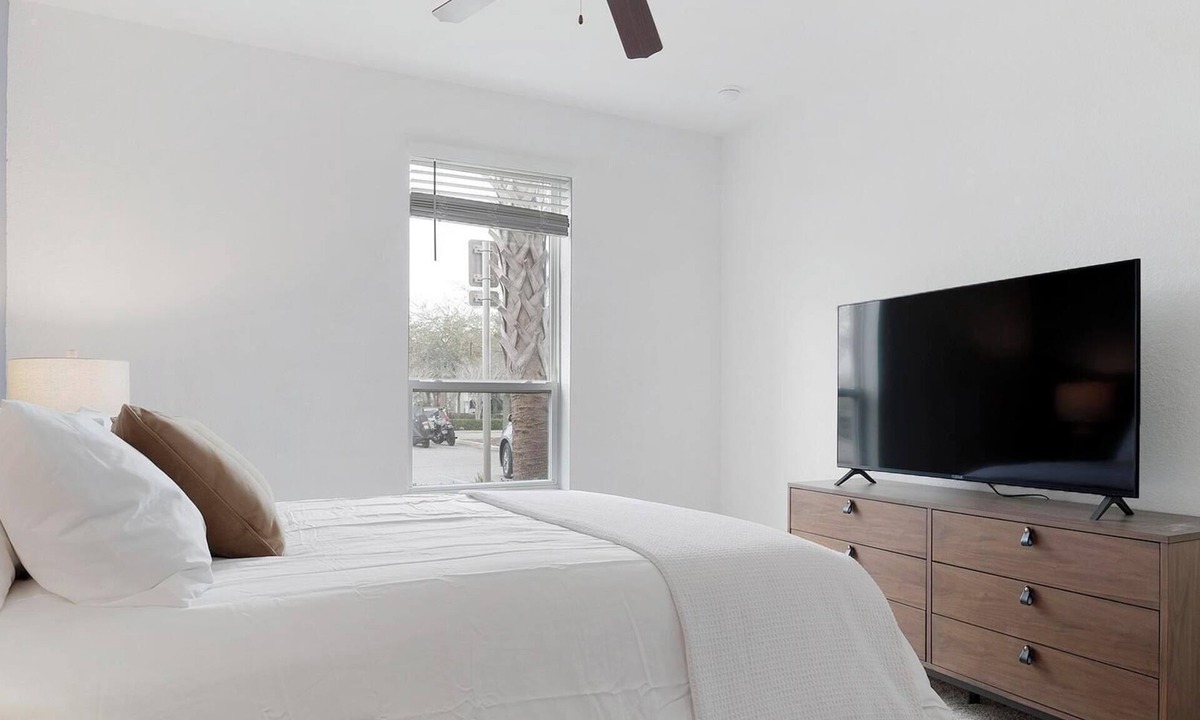 Fairvilla Apartment | Landing | Modern 1BD, Clubhouse, Gym