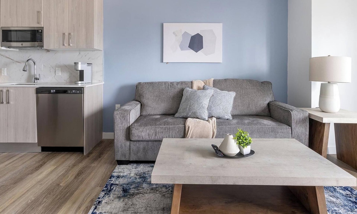 Overtown Apartment | Landing | Modern 1BD, Pool