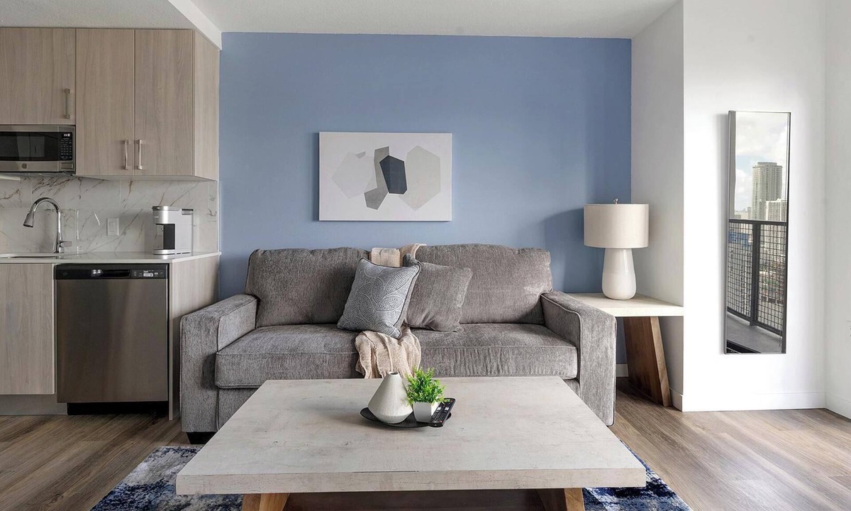 Overtown Apartment | Landing | Modern 1BD, Pool