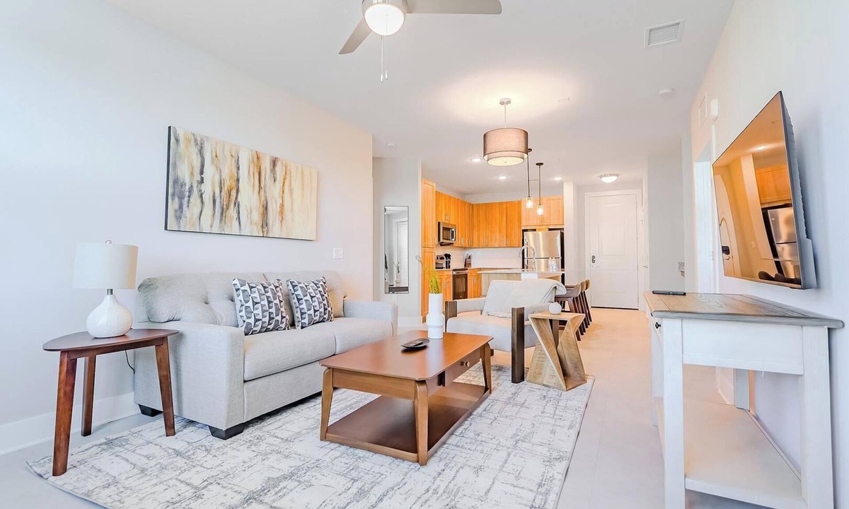 Interchange Square Apartment | Landing | Modern 2BD, Clubhouse, Gym