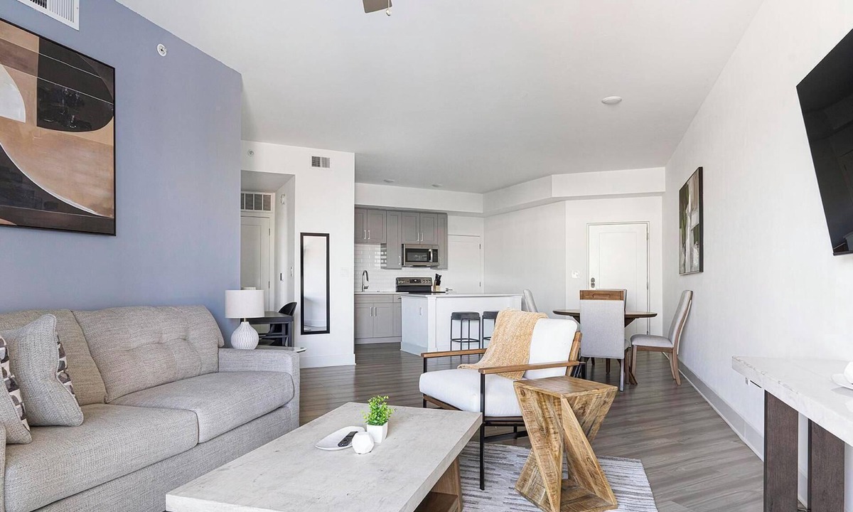 Fort Myers River District Apartment | Landing | Modern 2BD, Rooftop Lounge, Yoga Studio