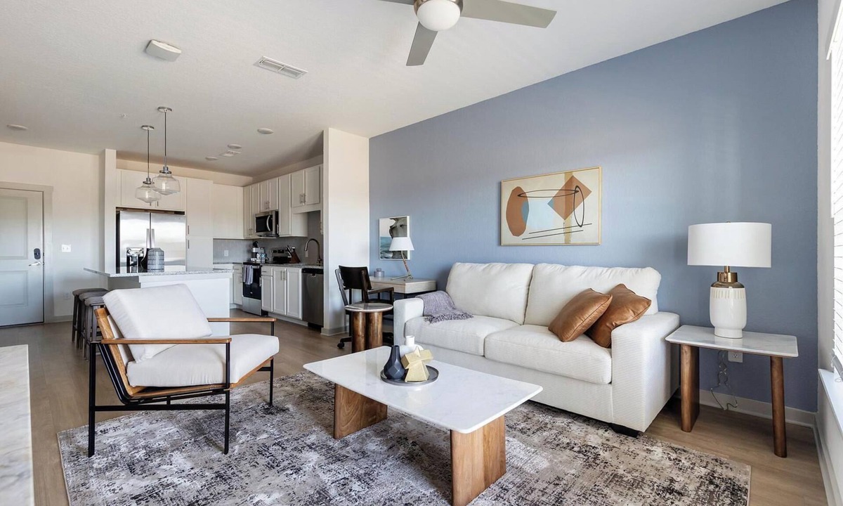 Candler Apartment | Landing | Spectacular 1BD, Gym, Pool