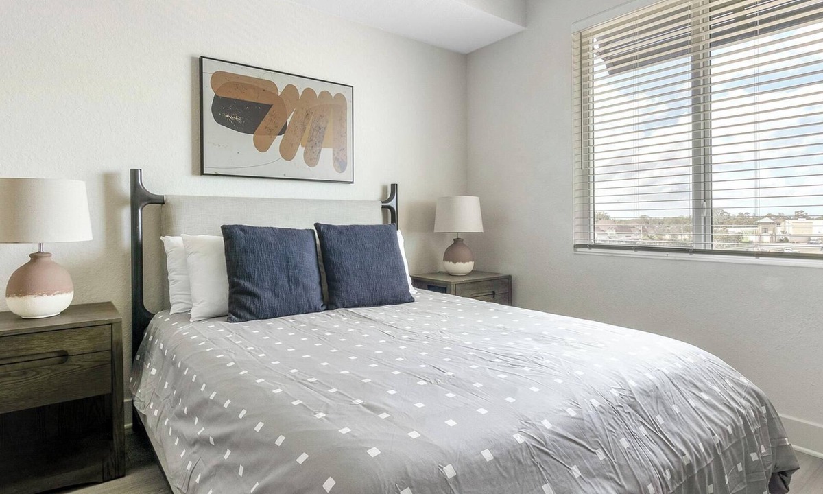 Palmetto Apartment | Landing | Spectacular 1BD, Pool, Yoga Studio