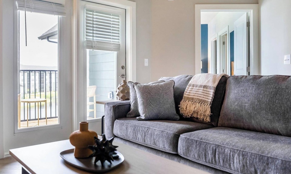 Fort Myers Apartment | Landing | Spectacular 1BD, Pool, Clubhouse