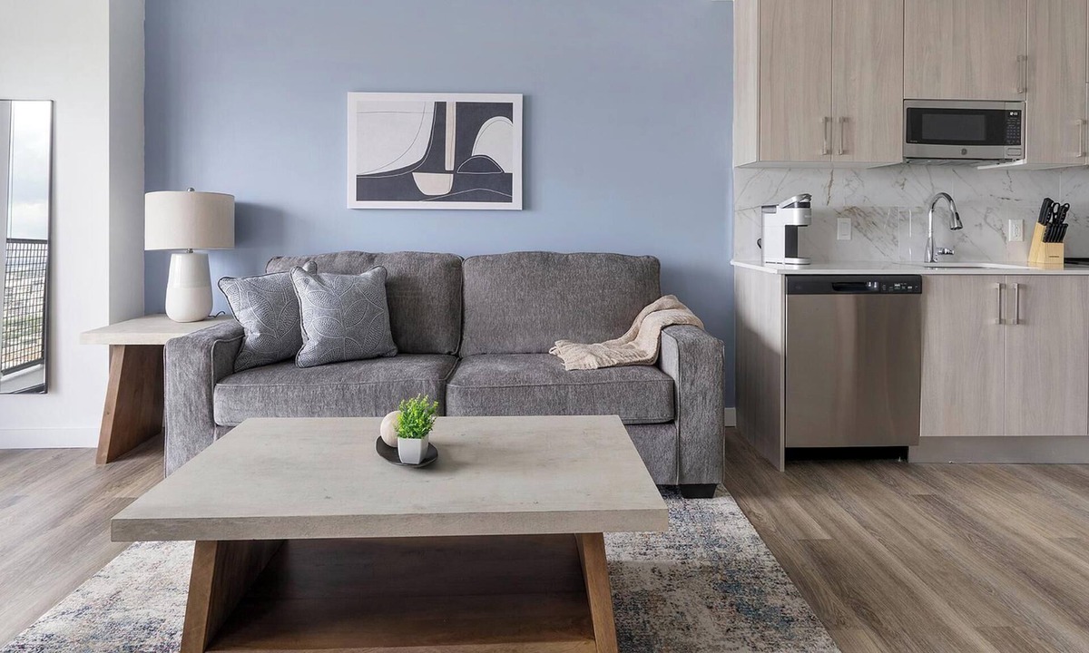 Overtown Apartment | Landing | Stunning 1BD, Pool