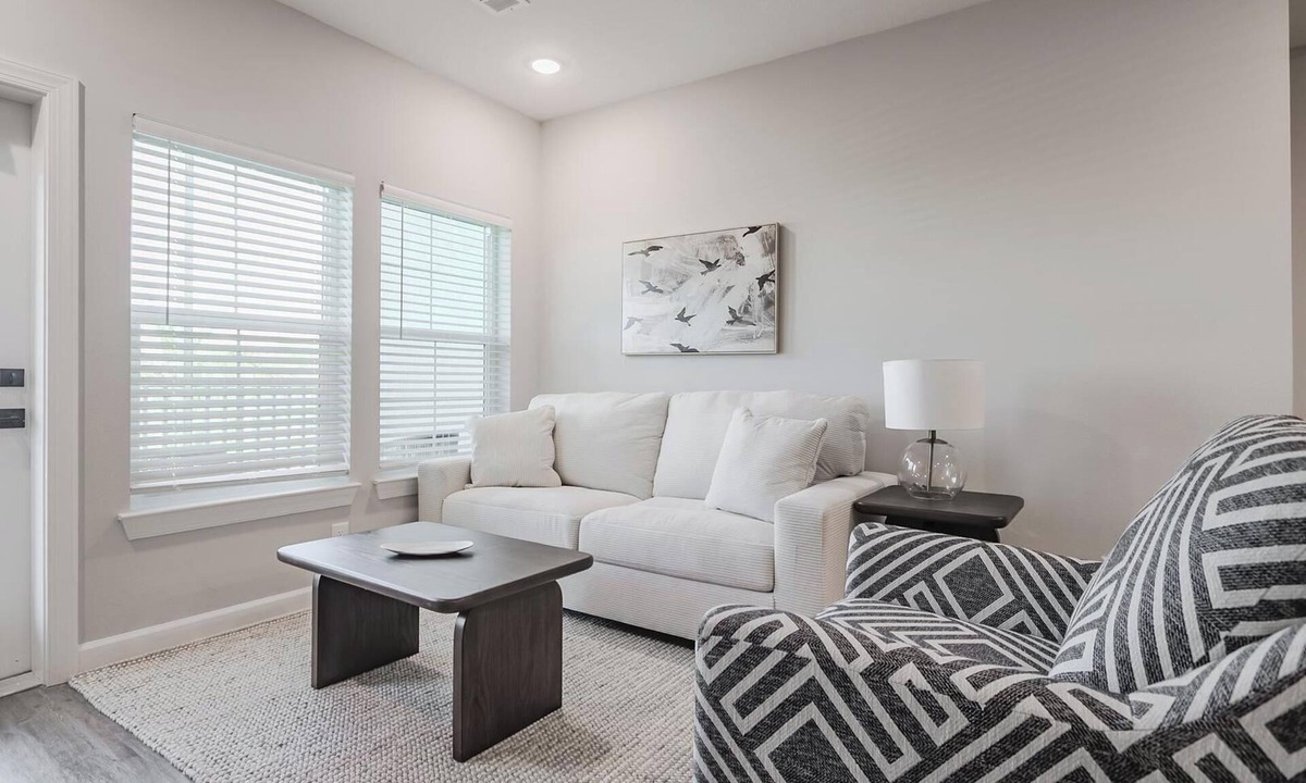 Fort Myers Apartment | Landing | Stunning 2BD, Pool