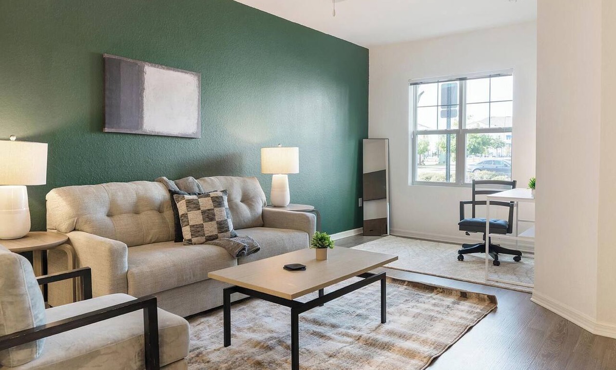 Apopka Apartment | Landing | Stylish 1BD, Gym, Clubhouse