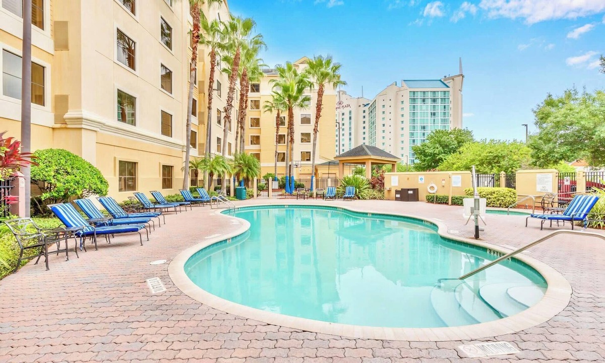 Florida Central Atlantic Coast Apartment | Large Condo With Pool, Hot Tub and Bbq!