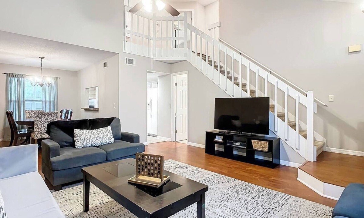 Port Orange House | Large Home for 12, Fenced Yard, Grill & Centrally Located