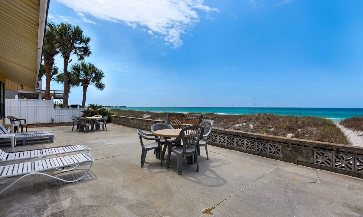Bahama Beach House | Large, snowbird & dog-friendly beachfront home w/WiFi & patio - steps to sand