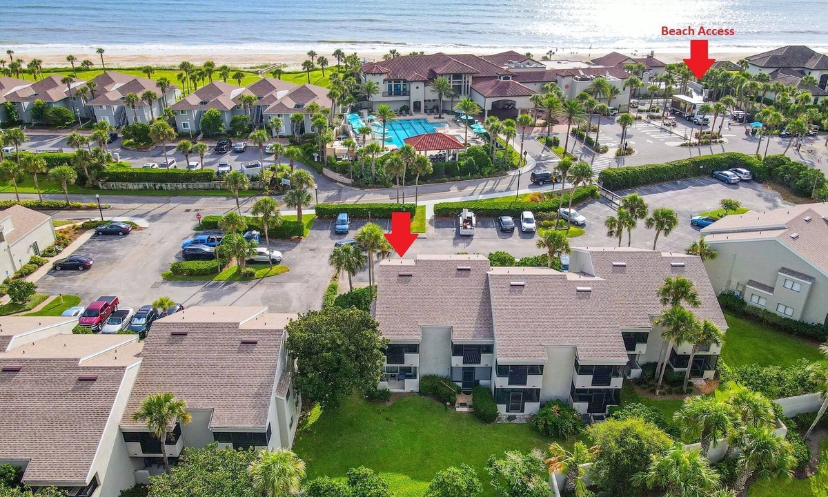 Sawgrass Apartment | Light, Airy Luxury Condo Steps from Private Beach
