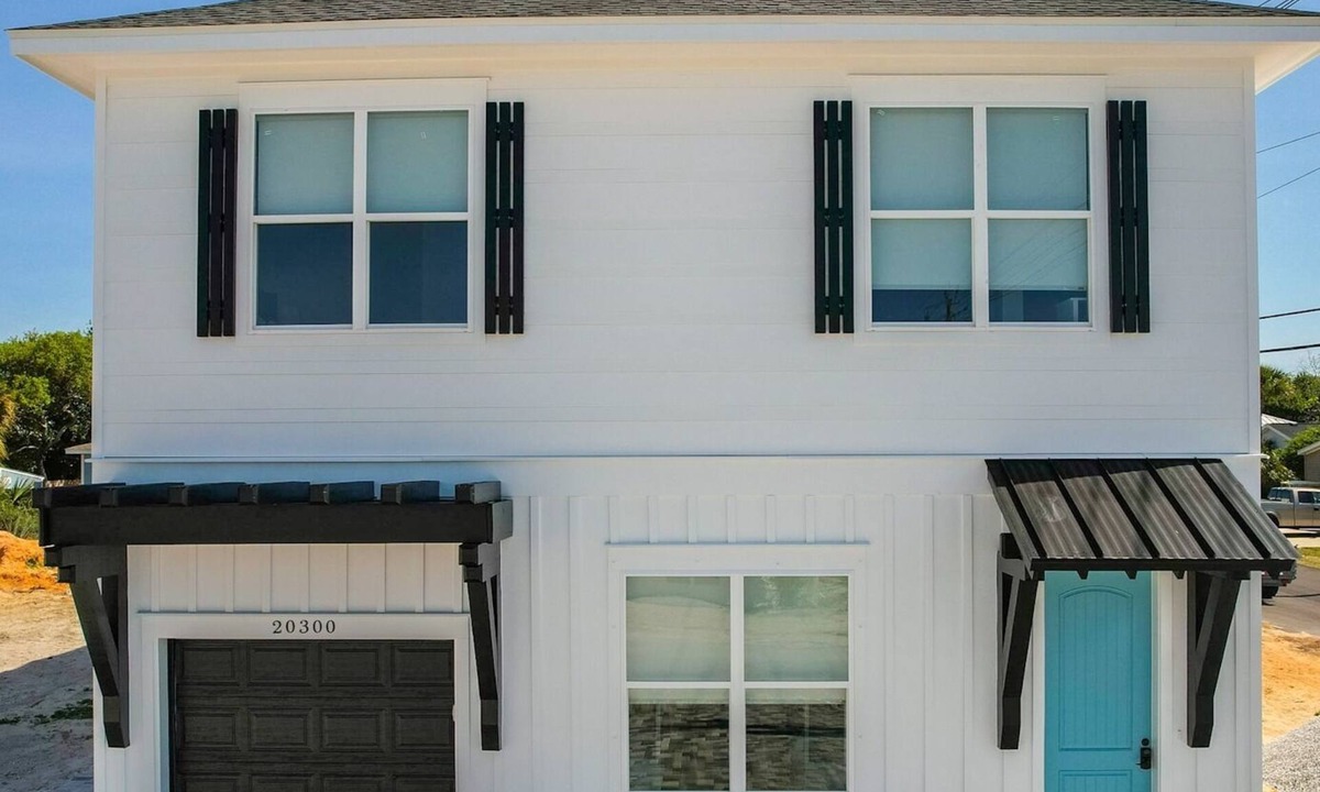 Laguna Beach Estates House | Location, Location, Location! Summer is Here! Book Now! Limited Spots!
