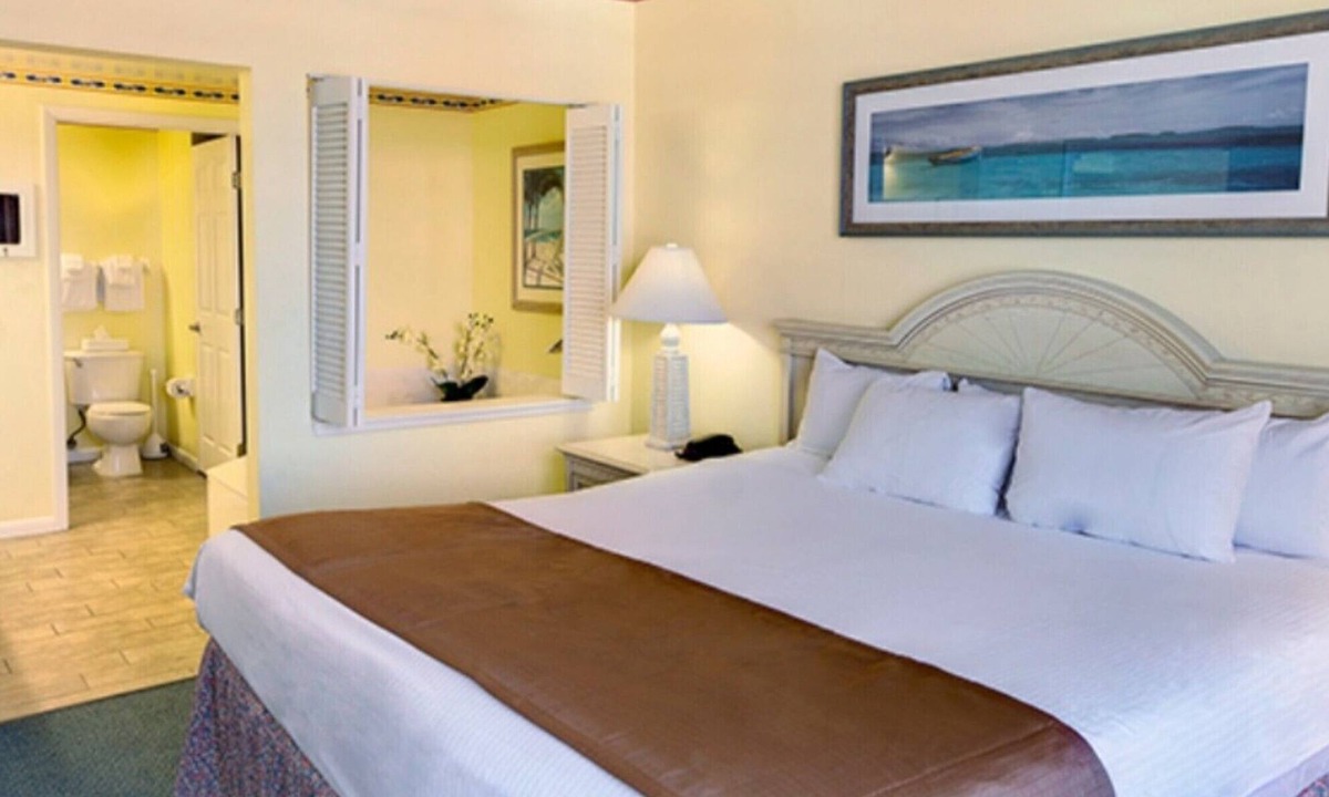 Seabreeze Historic District Condo | Lovely 1 bedroom condo on the beach
