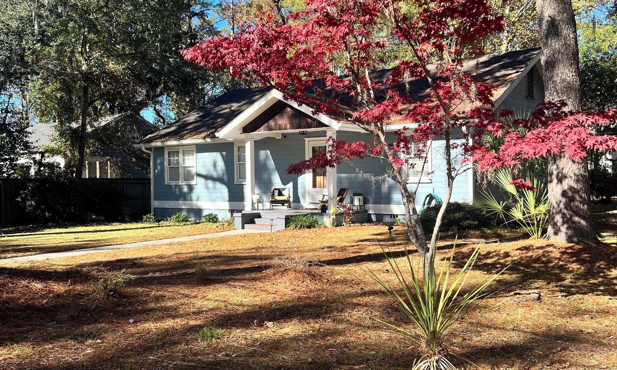 Thomasville House | Lovely 3 bedroom house across from park.Walking distance to downtown Thomasville