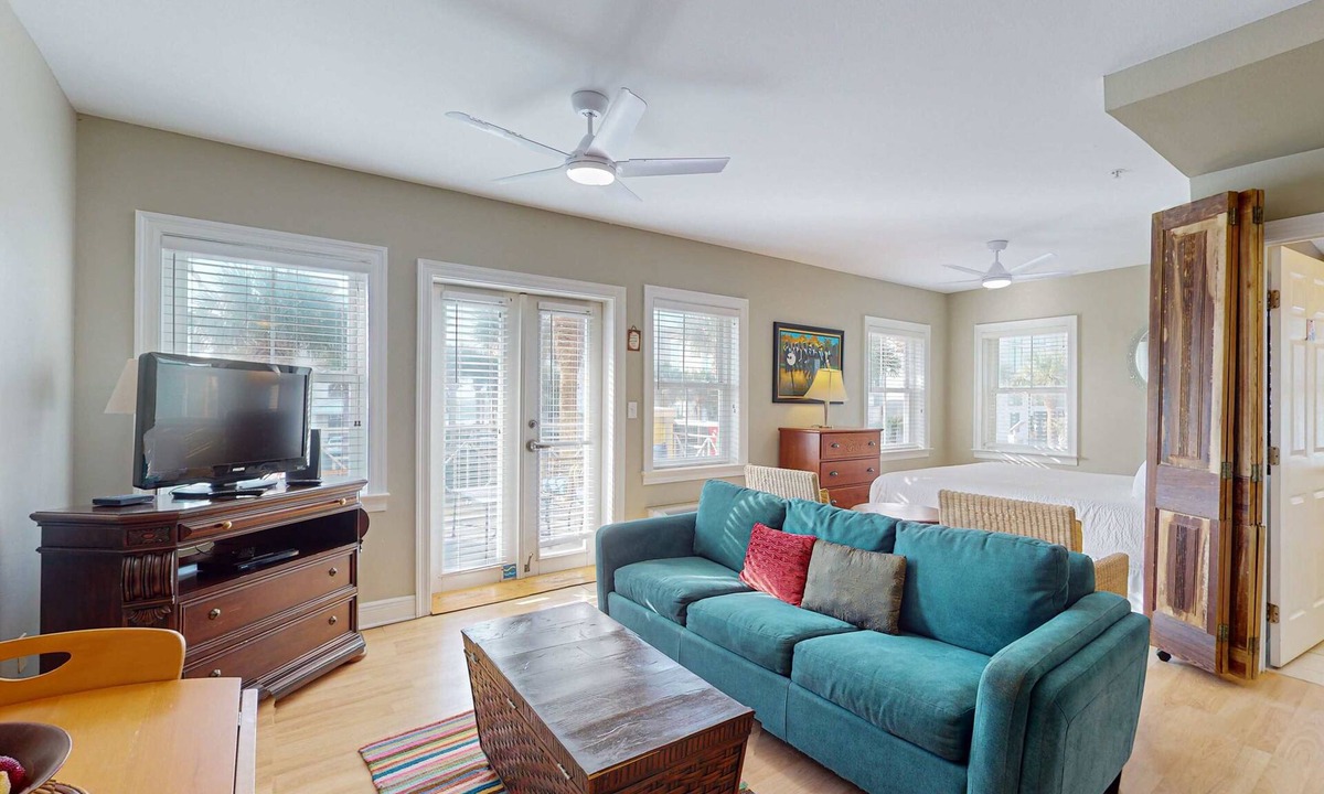 Gulf Place Apartment | Lovely condo on the Gulf of Mexico with private balcony, shared pool & tennis