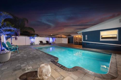 Holiday House | Luxe Retreat with Resort-Style Pool Backyard