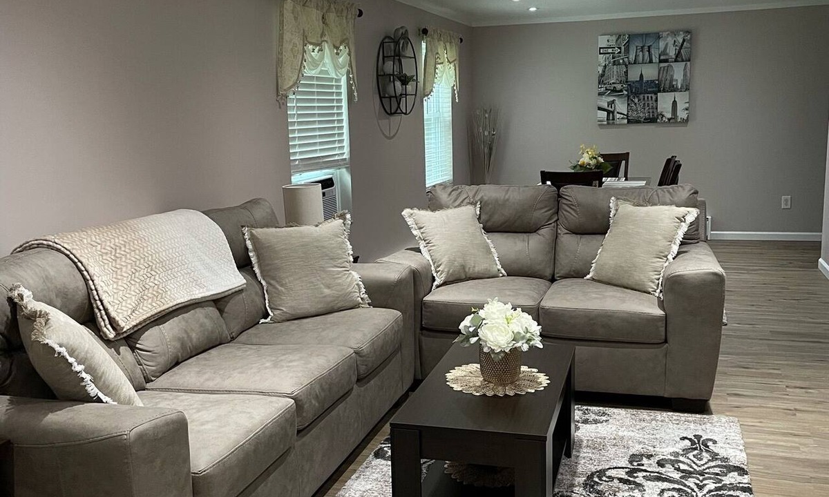 Ithaca Apartment | Luxurious, private, contemporary 1BR apartment in Ithaca NY!