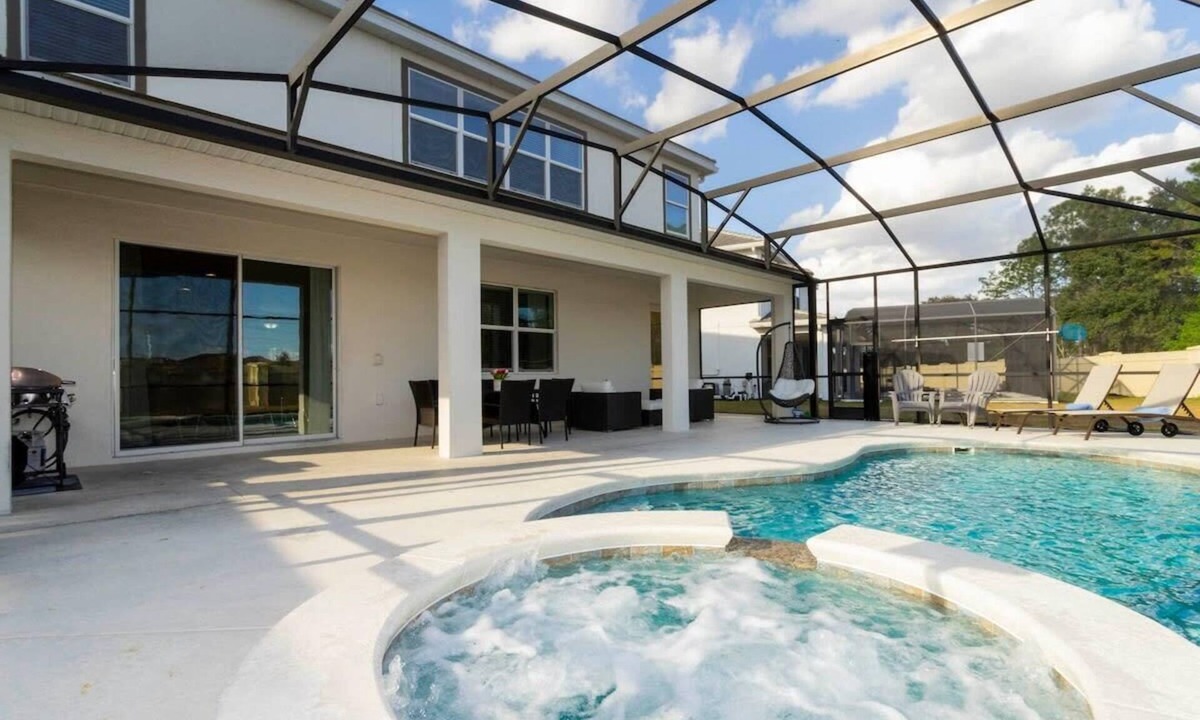 Kissimmee House | Luxury 8Bd Resort with Pool Spa and Game Room 2639