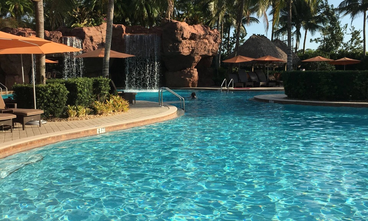 Alden Woods Condo | Luxury Coach Home Lely Resort Spectacular Beach & Golf Vacation Dog Friendly