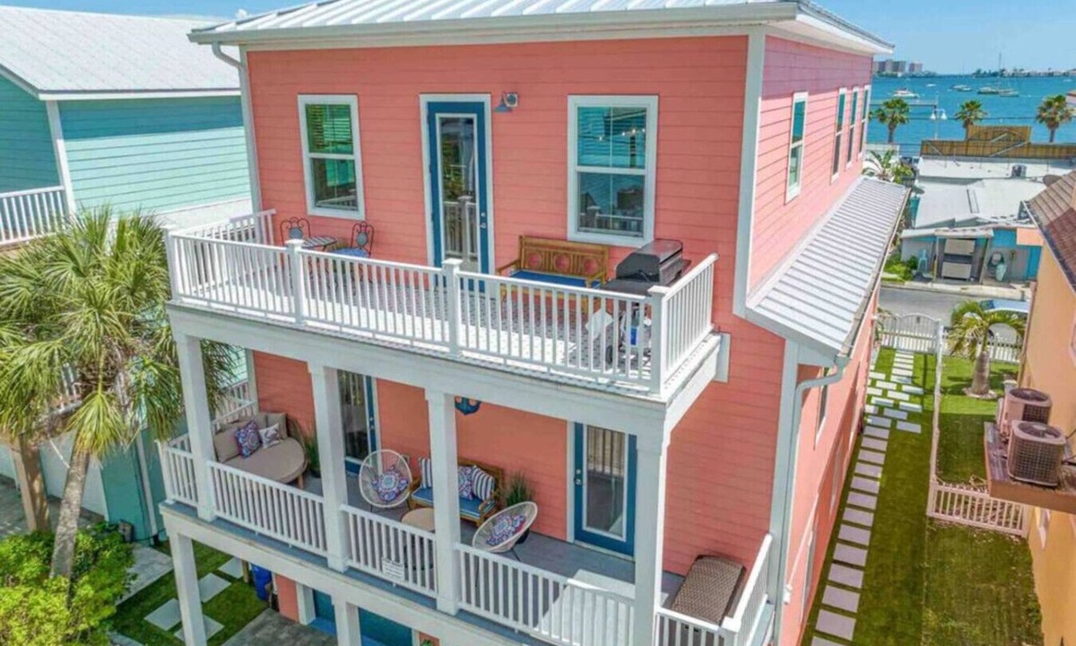 Gulfport House | Luxury Coastal Home, Gulfport Waterfront District