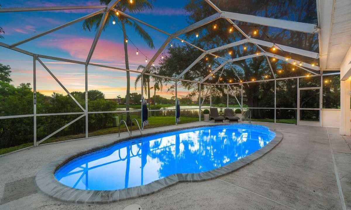West Palm Beach House | Luxury Coastal Oasis with Heated Pool and 4BR Family Retreat Near Beaches