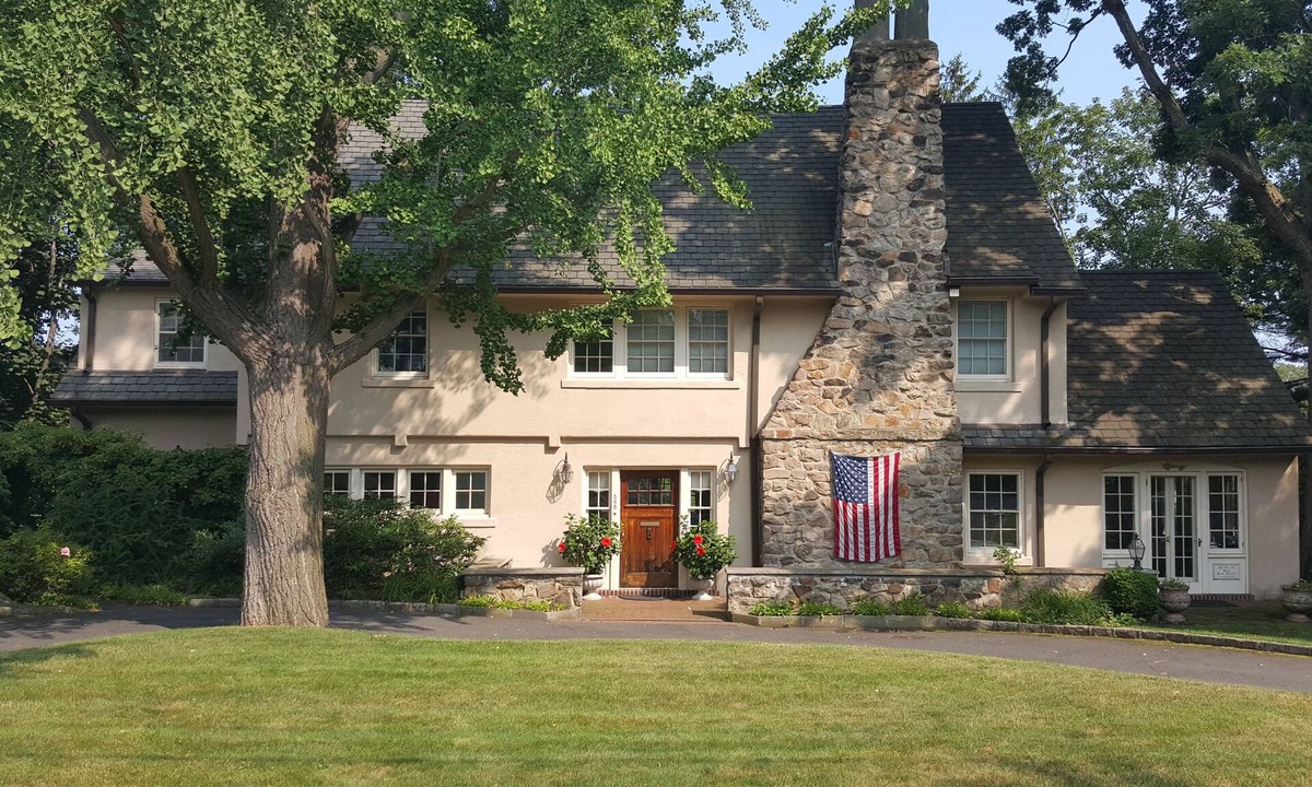 Mamaroneck House | Luxury Home with Amazing Water Views - Perfect for an intimate family gathering