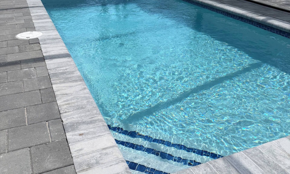 Tarpon Springs House | Luxury pool home clewater tarpon springs, Susen bech and Dunedin 3/2 bathrooms