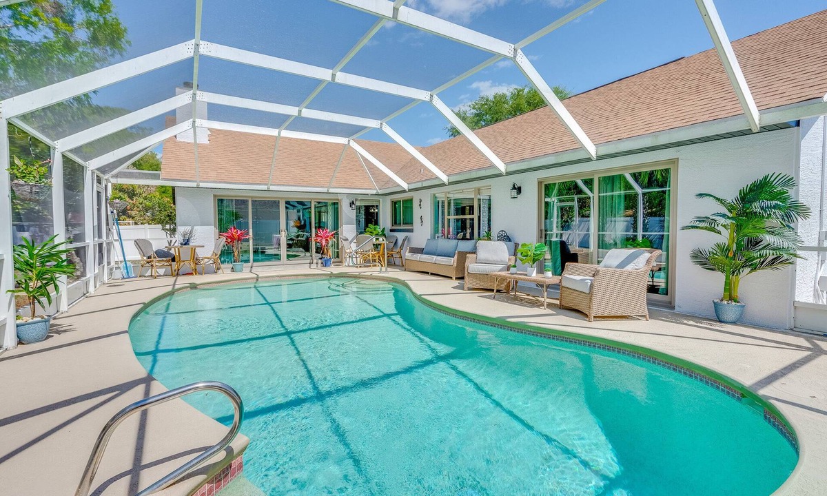 Port Orange House | Luxury Pool Home-Sunrise Chateau