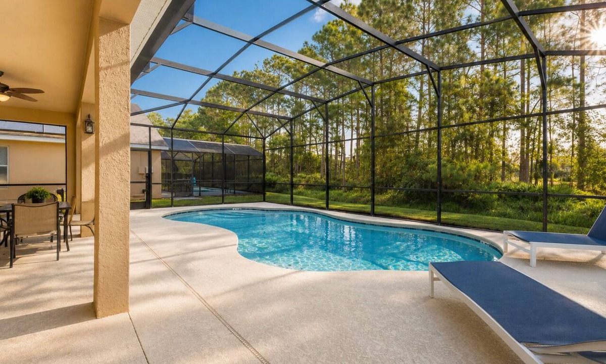 Watersong House | Luxury Villa w/Pool Near Disney-2 primary suites