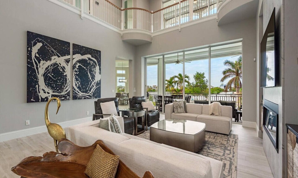 Bonita Springs House | Luxury Waterfront Retreat - 6BR, Heated Pool, Walk to Beach